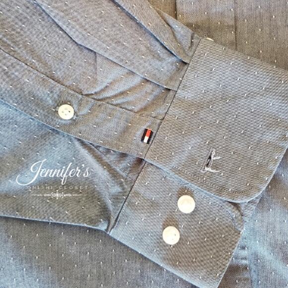 3/$25 Tommy Hilfiger Men's Blue Button-down Regular Fit Shirt Size XL - Picture 6 of 11